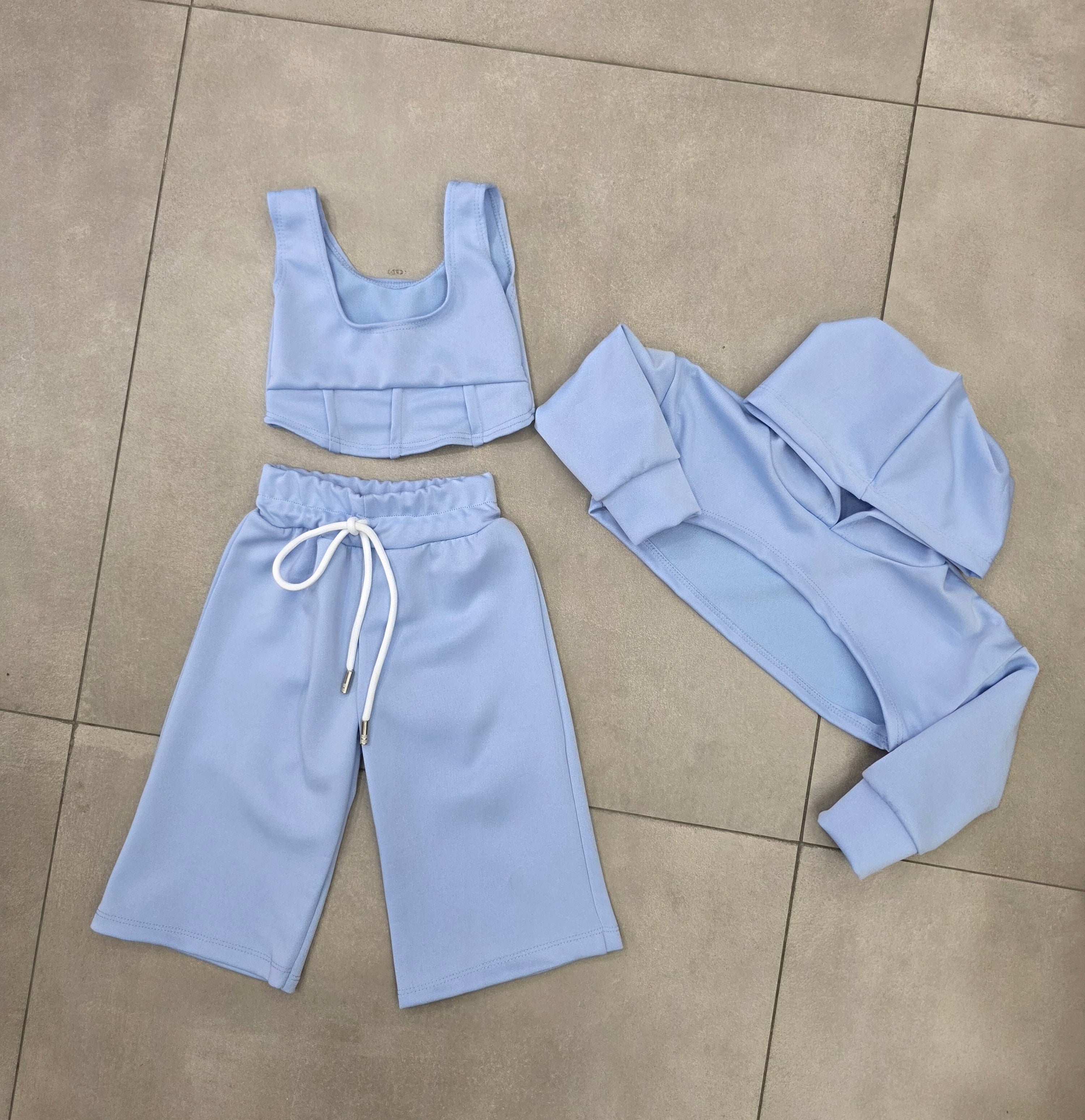 Completo tuta 3 pezzi top felpa e pantatuta