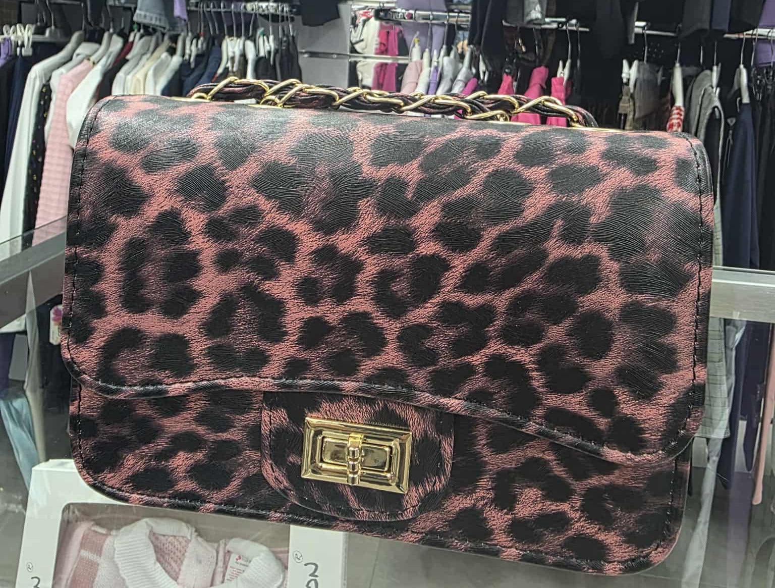 borsetta mod chanel leopardata