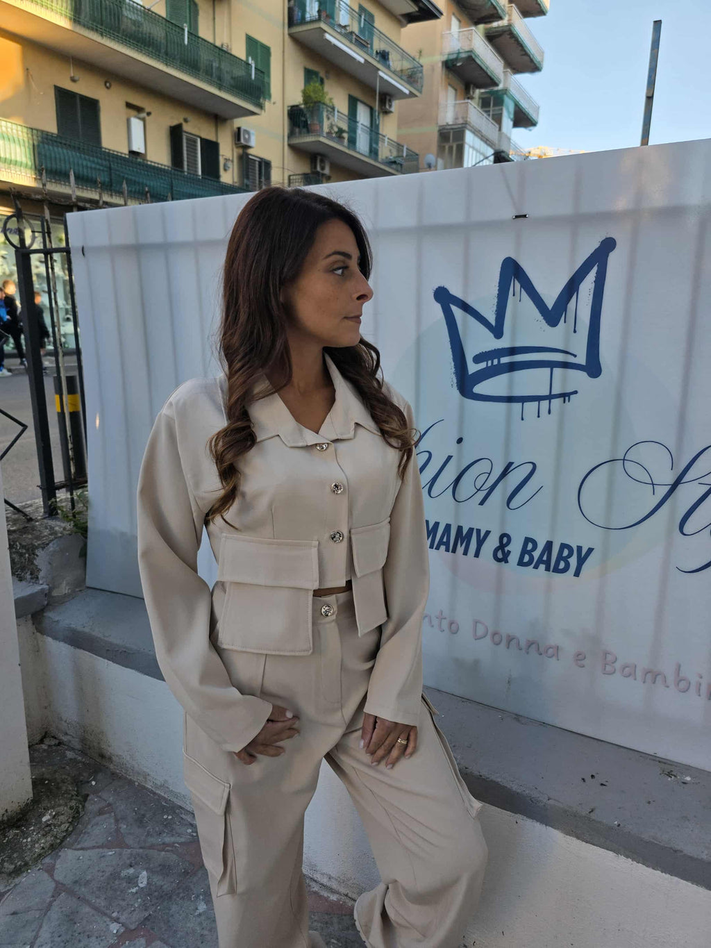 Completo 2 pezzi camicia con tasconi e pantalone a palazzo