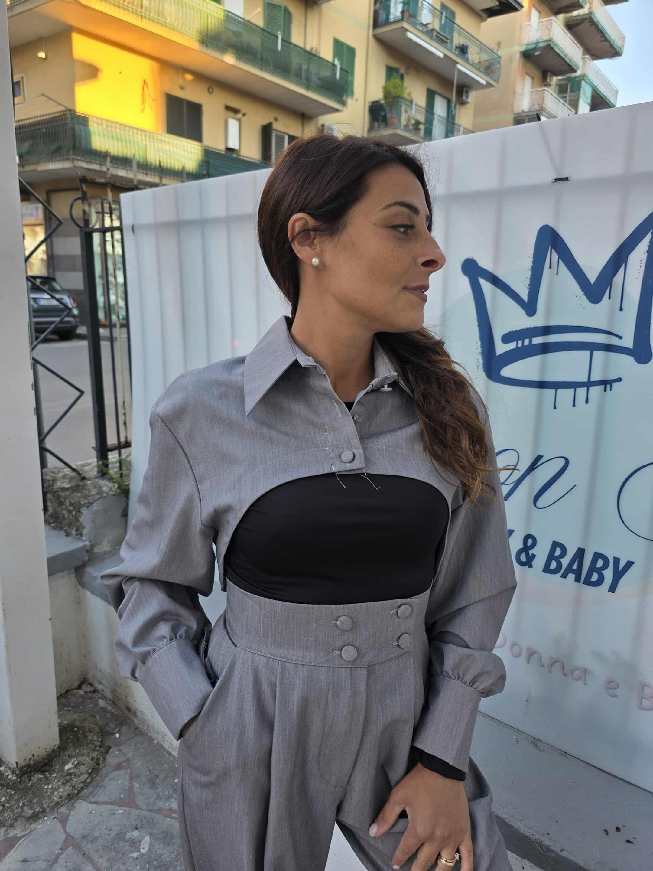 Completo 2 pezzi camicia corta con colleto e pantalone a palazzo