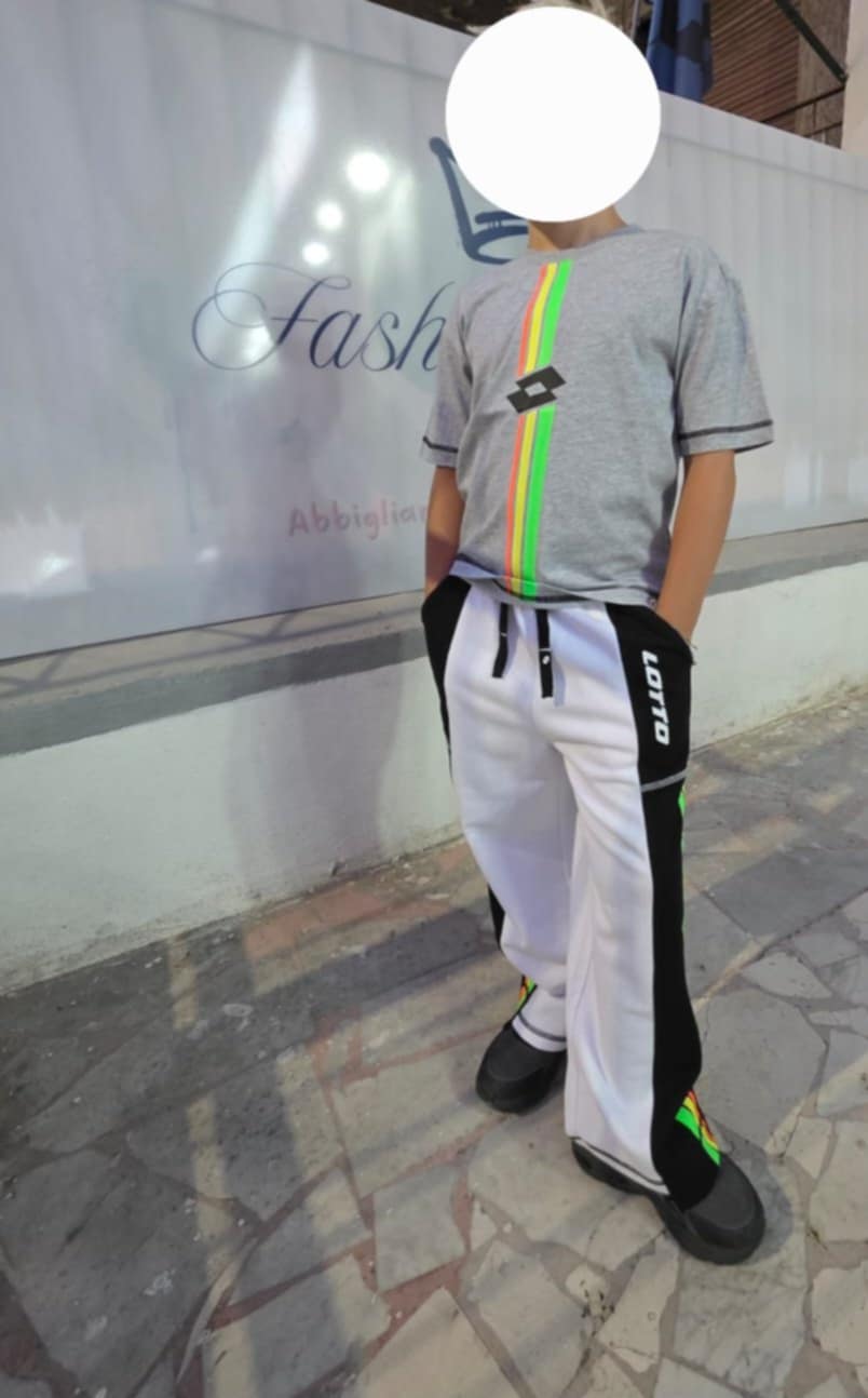 Completo due pezzi shirt e pantalone a palazzo lotto