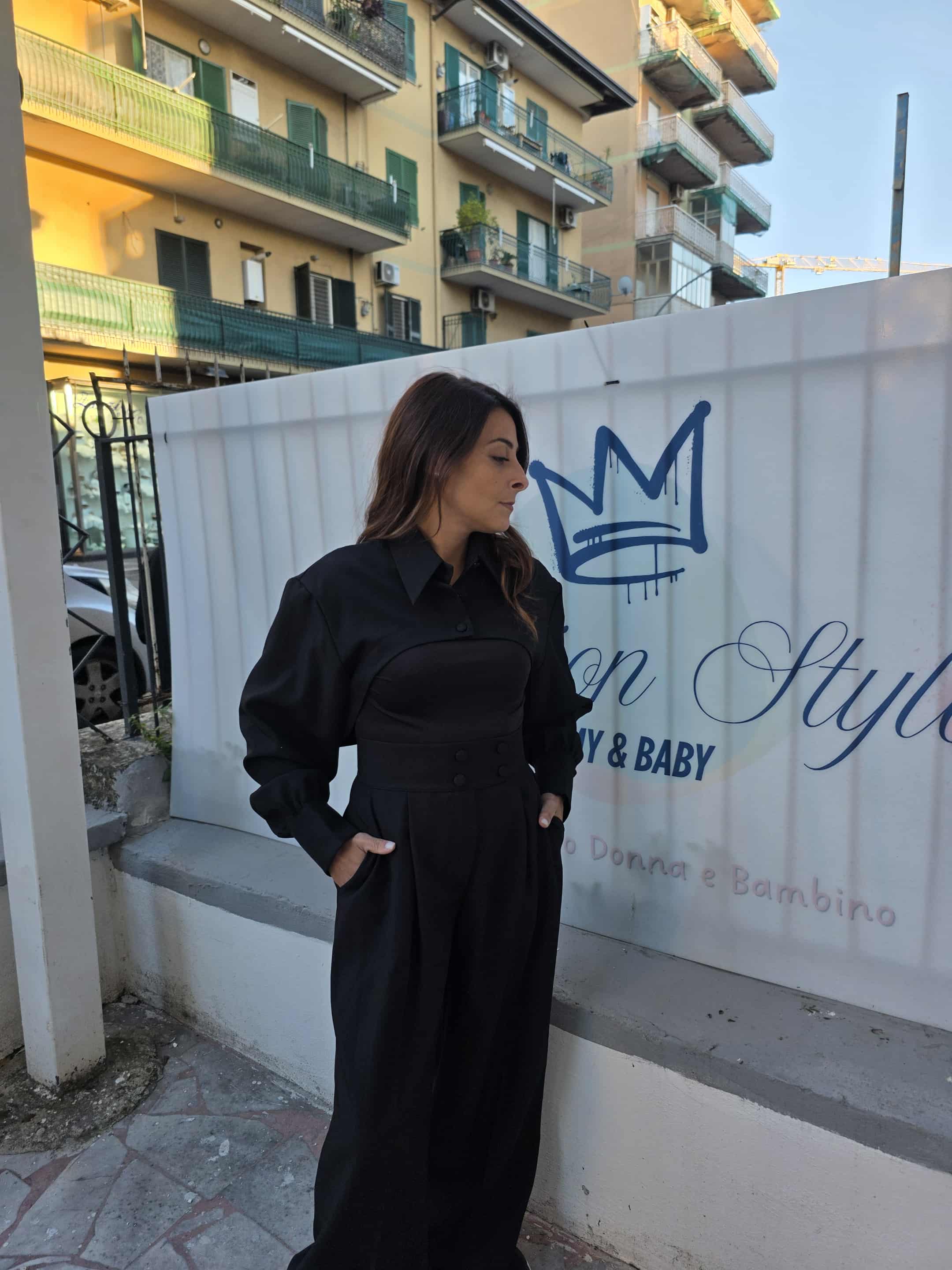 Completo 2 pezzi camicia corta con colleto e pantalone a palazzo