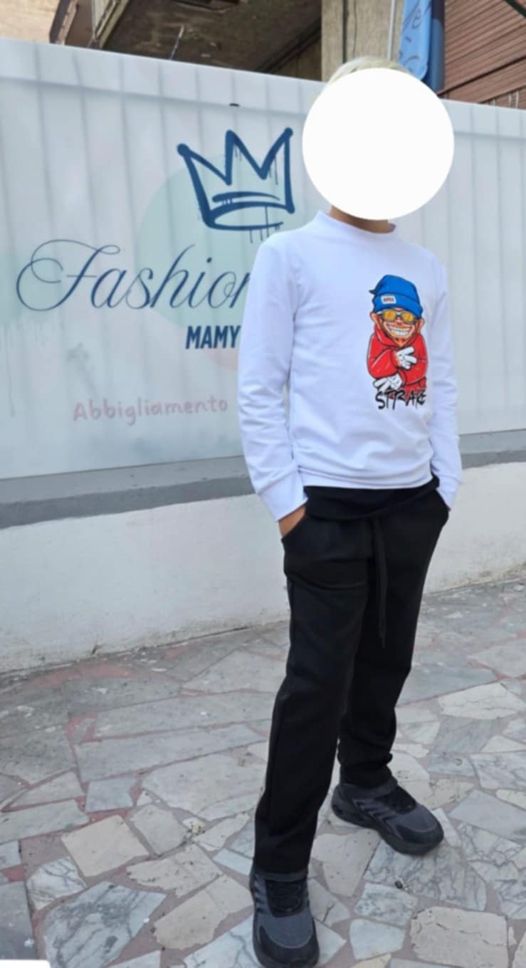 Completo tuta con stampa su felpa