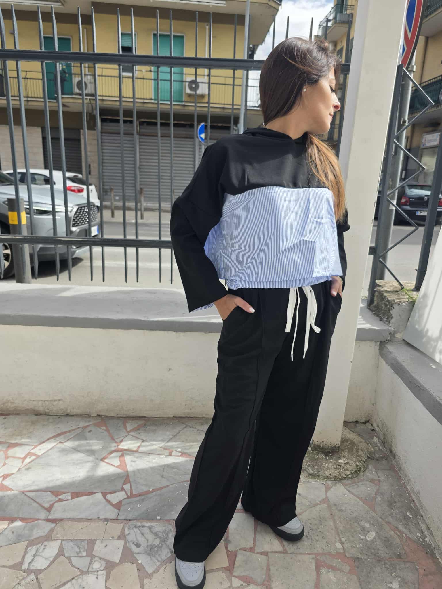 Completo tuta con finta camicia rigata