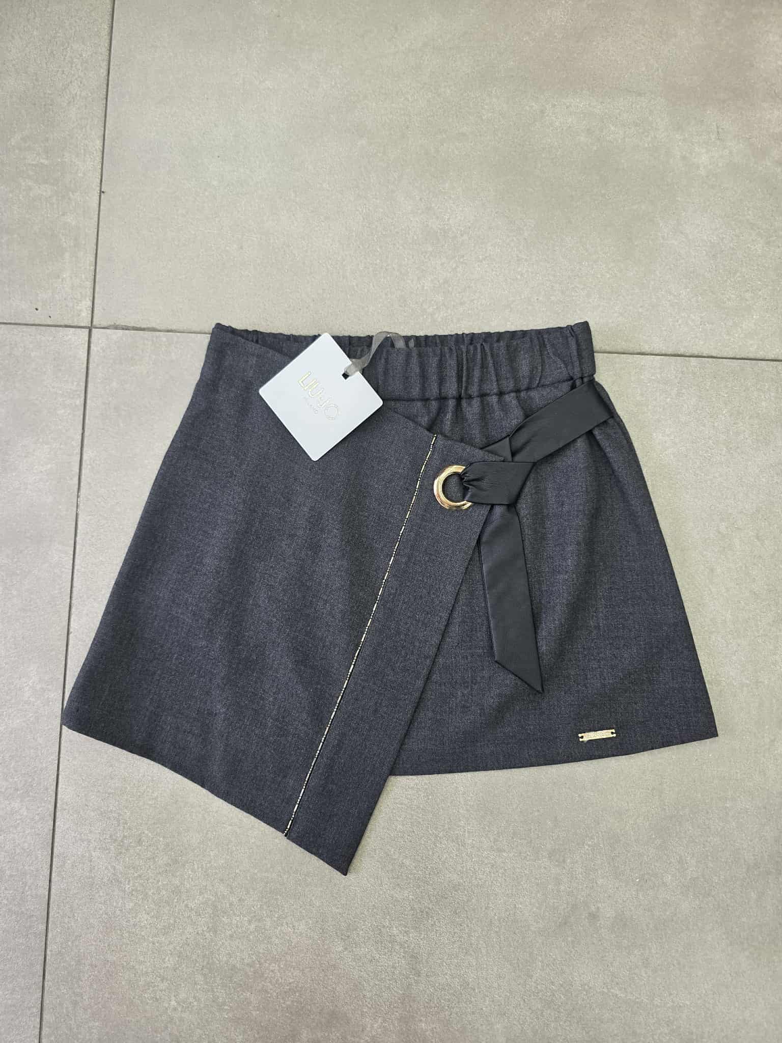 gonna liujo sovrapposta con molla