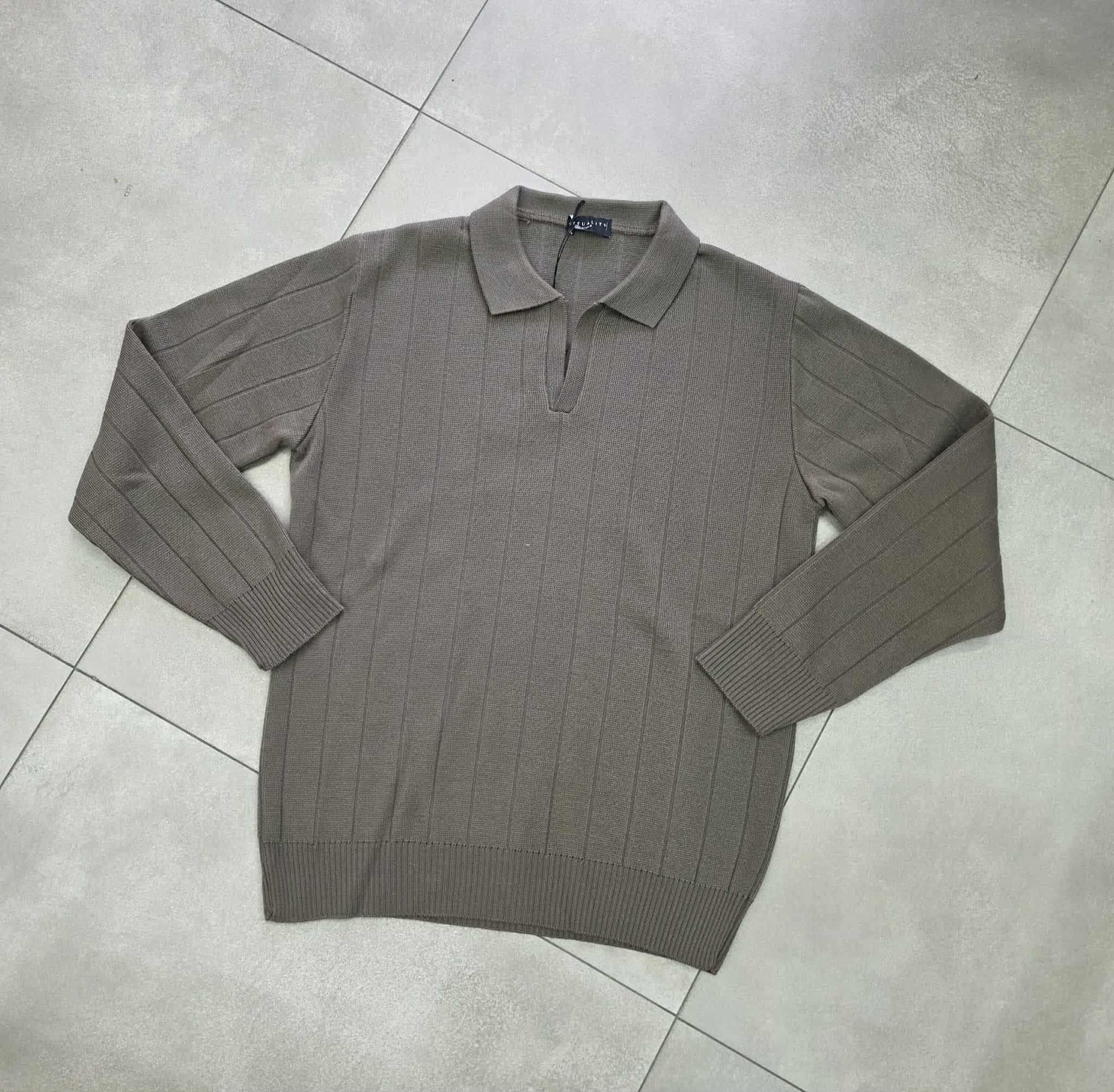 Maglioncino scollo a v in filo