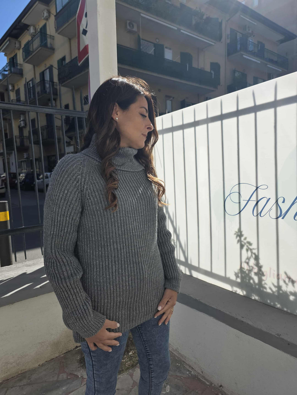 Maglione collo alto mod over laminato