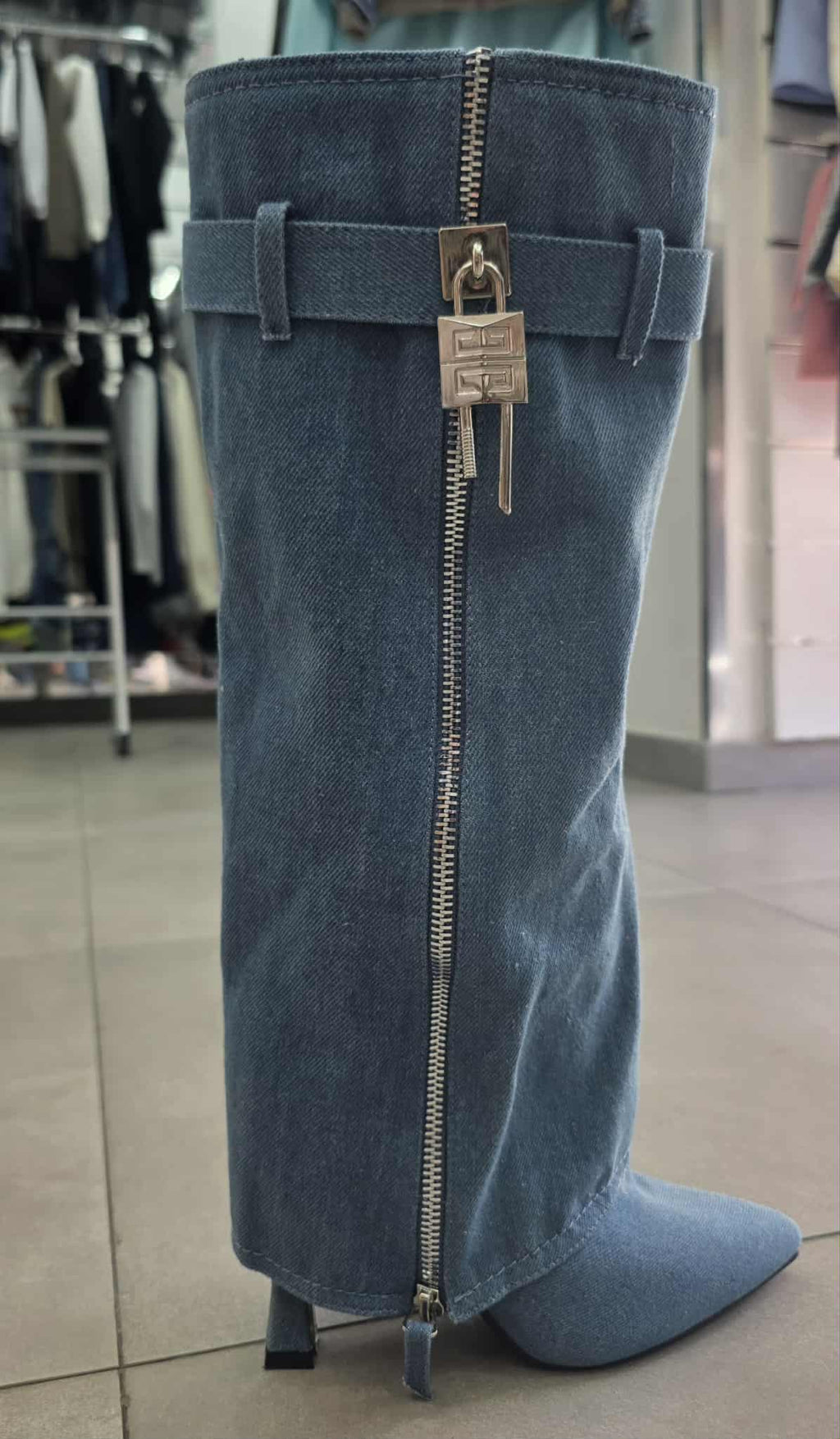 Stivale denim mod givenchy con tacco