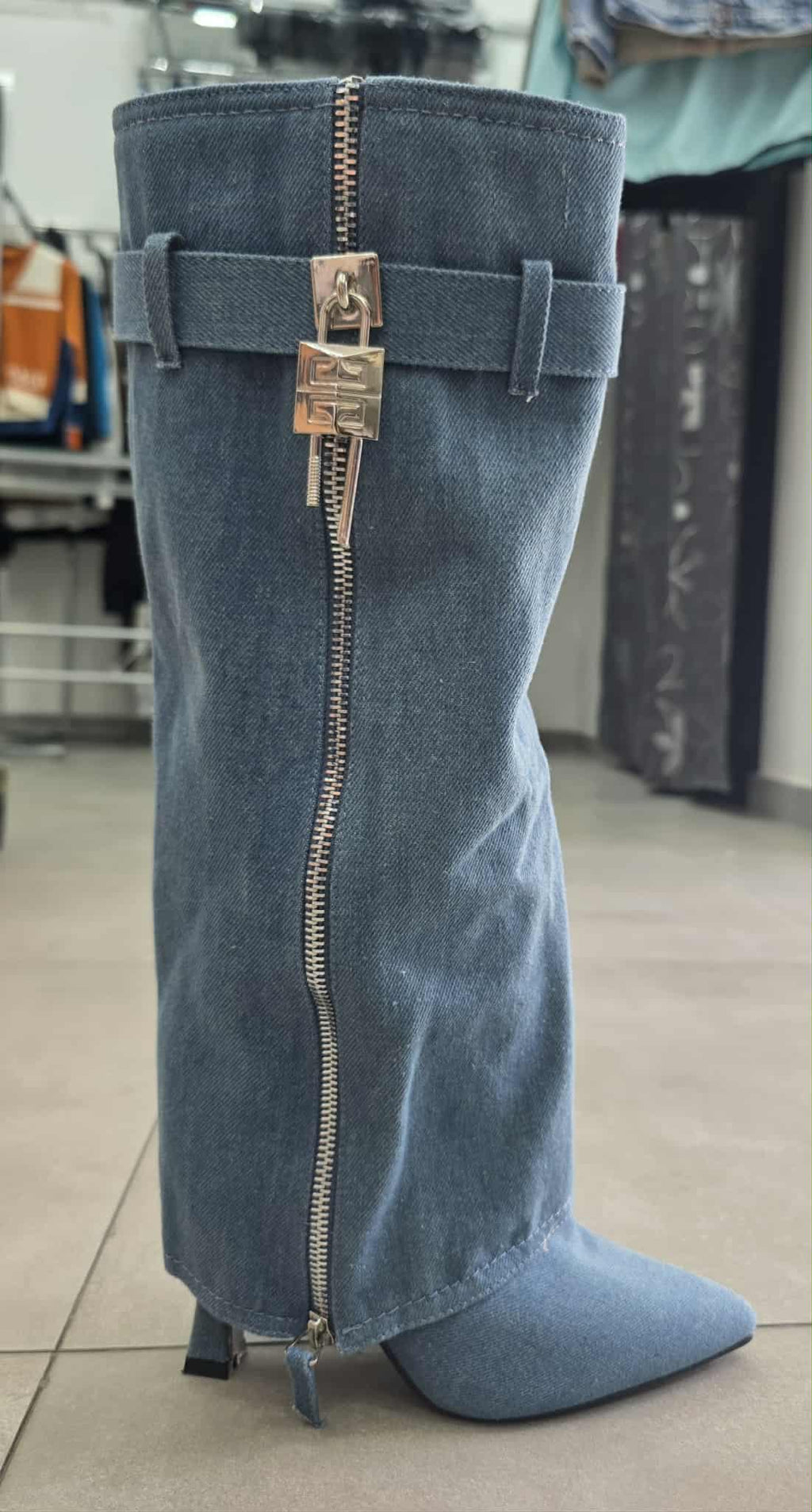 Stivale denim mod givenchy con tacco